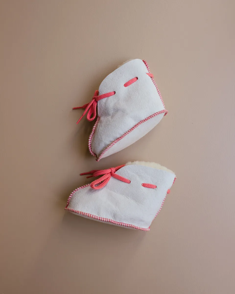 CHRIST SLOFJES VAN LAMSVACHT  ROZE GAREN