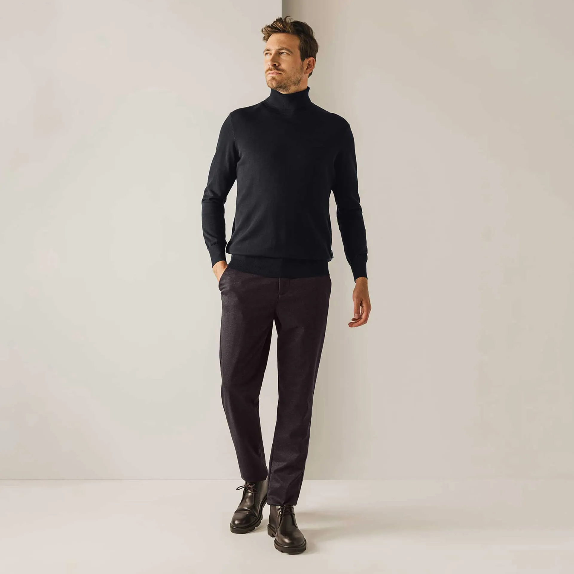 State of Art Sweater Donkerblauw            